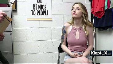 Casual Tight Pussy Girl fuck on rainy day