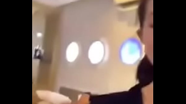 Pretty girl livestream Uplive reveals braids... For you guys to appreciate